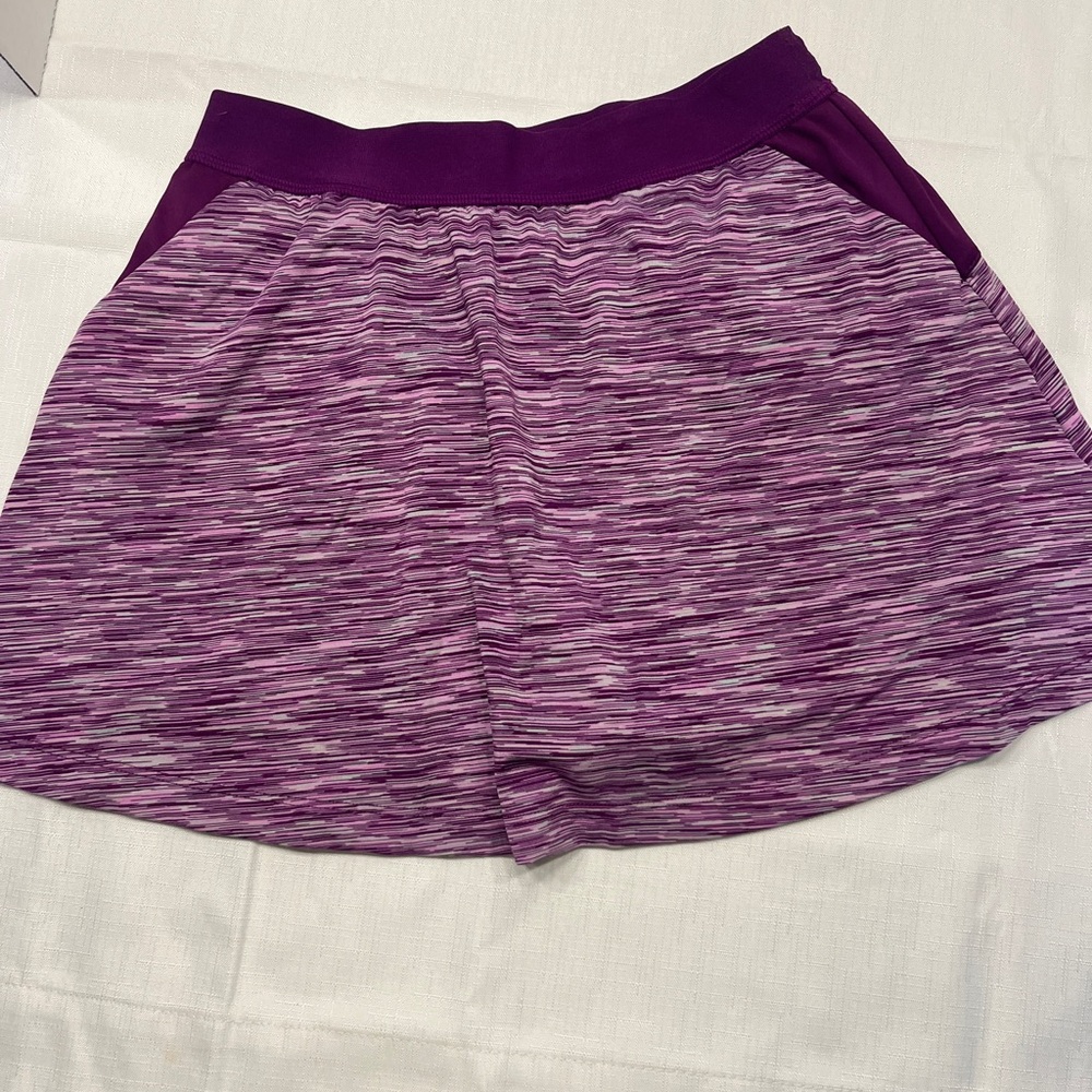 DSG Girls Size Large (14) Skirt Maroon color